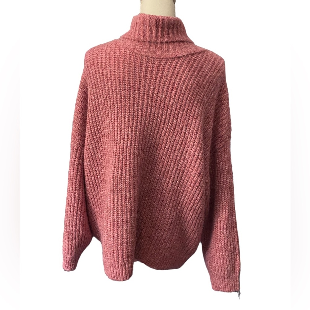 Old Navy pink dusk sweater with cowlneck, size large, polyester/nylon/wool - Picture 3 of 13